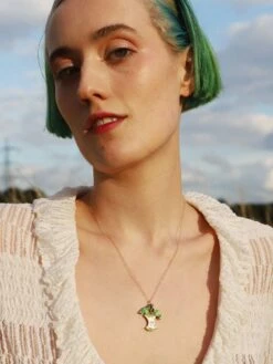 Wolf & Moon Apple Necklace In Green -Wolf & Moon apple necklace model 3