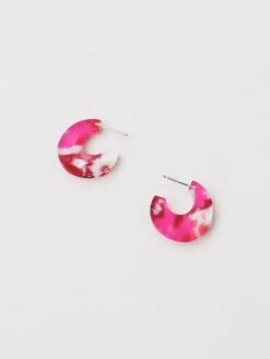 Wolf & Moon Cassia Hoops In Raspberry Crush -Wolf & Moon cassi hoops raspberry crush side