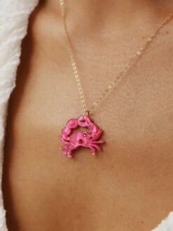 Wolf & Moon Crab Necklace -Wolf & Moon crab necklace model 3