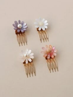 Wolf & Moon Daisy Hair Comb -Wolf & Moon daisy combs all lifestyle 1 e6b1b2a6 afd6 49a3 8605 641983289ba3