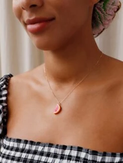 Wolf & Moon Grapefruit Slice Necklace -Wolf & Moon grapefruit necklace model 2