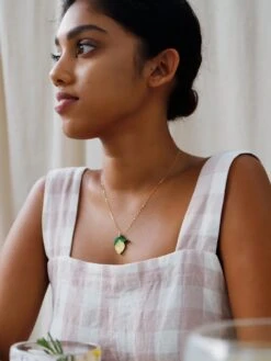 Wolf & Moon Mini Lemon II Necklace -Wolf & Moon lemon necklace model 5