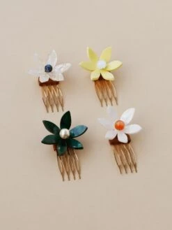 Wolf & Moon Lily Hair Comb -Wolf & Moon lily combs all lifestyle 1