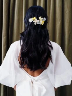 Wolf & Moon Meadow Comb Set In Yellow -Wolf & Moon meadow comb set yellow model 2