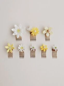 Wolf & Moon Meadow Comb Set In Yellow -Wolf & Moon meadow set yellow lifestyle 2