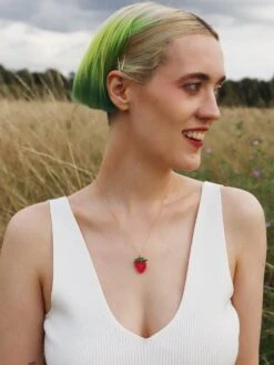 Wolf & Moon Raspberry Necklace -Wolf & Moon raspberry necklace model 2