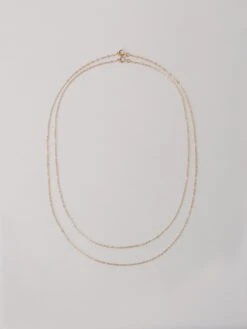 Wolf & Moon Gold-Filled Flat Cable Chain -Wolf & Moon trace chain gold full view both