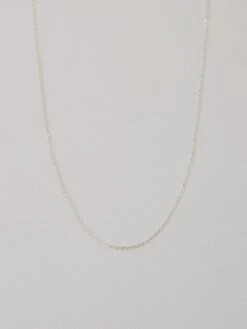 Wolf & Moon Sterling Silver Flat Cable Chain -Wolf & Moon trace chain silver front